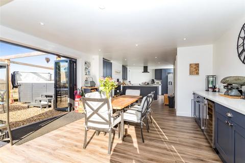 5 bedroom detached house for sale, London Road, Flimwell