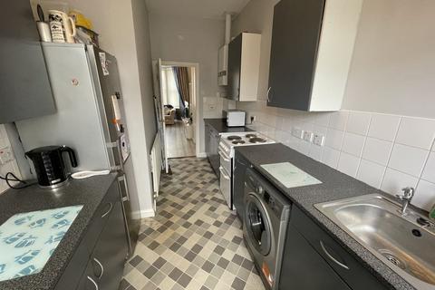 2 bedroom flat for sale, King John Terrace, Newcastle Upon Tyne NE6