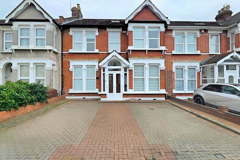 5 bedroom terraced house for sale, Aberdour Rd, Seven Kings, IG3 9SA