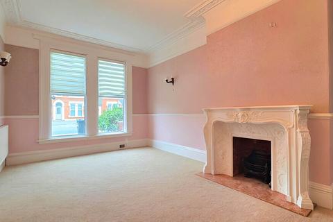 5 bedroom terraced house for sale, Aberdour Rd, Seven Kings, IG3 9SA