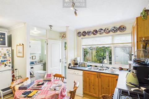 undefined, Elmhurst, Tadley, Hampshire, RG26