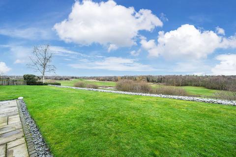 5 bedroom detached house for sale, Ferndown Way, Wychwood Park, Weston