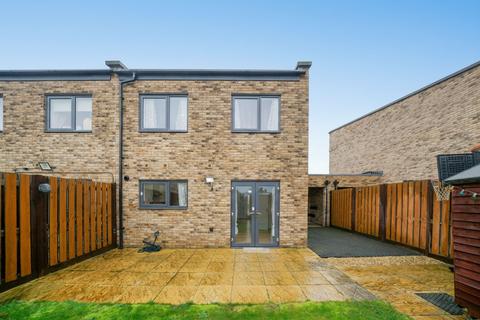 3 bedroom semi-detached house for sale, Duffy Avenue, Harrow, HA2