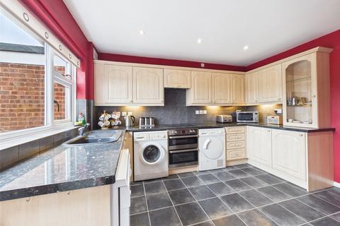 undefined, Cheyney Close, Gloucester, Gloucestershire, GL4