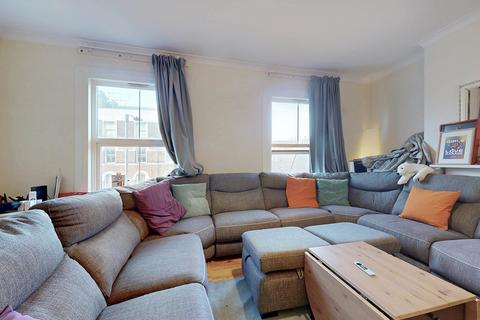 2 bedroom apartment for sale, Seven Sisters Road, London N4