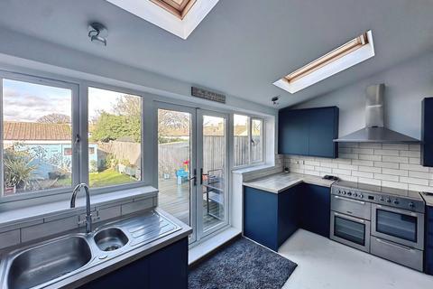 undefined, Bernard Close, Cuddington, Aylesbury