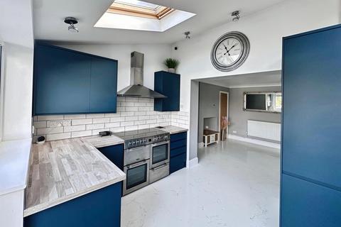 undefined, Bernard Close, Cuddington, Aylesbury