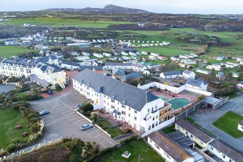 2 bedroom apartment for sale, Lon Isallt, Trearddur Bay, Holyhead, Isle of Anglesey, LL65
