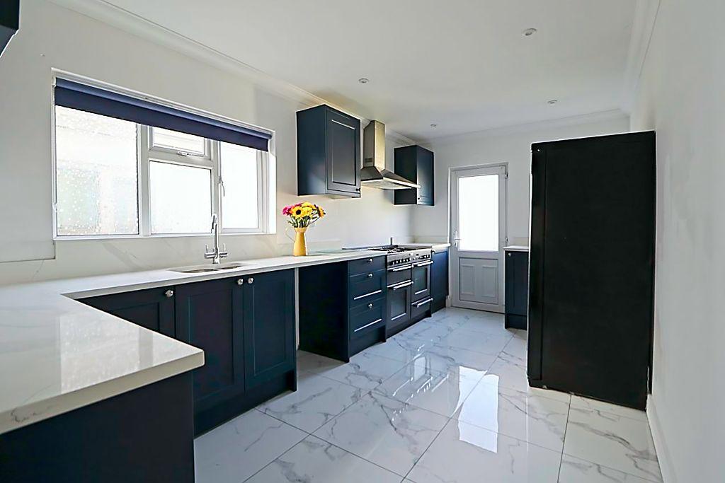 Kitchen / Breakfast