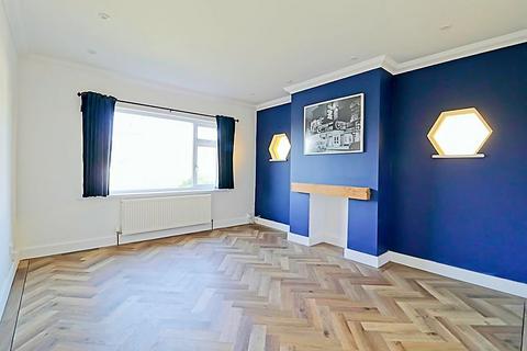 3 bedroom bungalow for sale, South View Road, South Benfleet