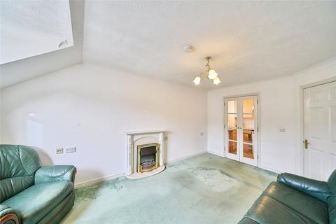 1 bedroom apartment for sale, Perrin Court, Ashford TW15