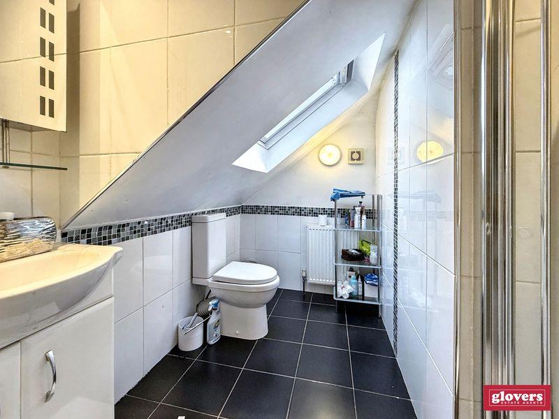 Ensuite shower room