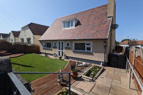 2 bedroom bungalow for sale, Vincent Avenue, Llandudno