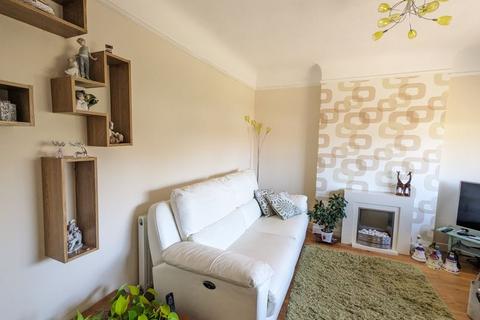 2 bedroom bungalow for sale, Vincent Avenue, Llandudno