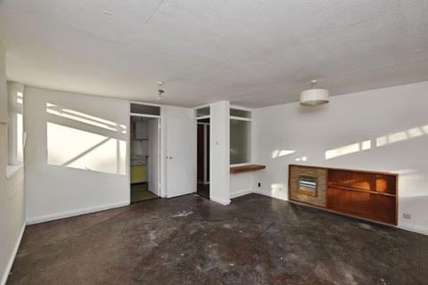 undefined, Shady Bower Close, Salisbury           *VIDEO TOUR*