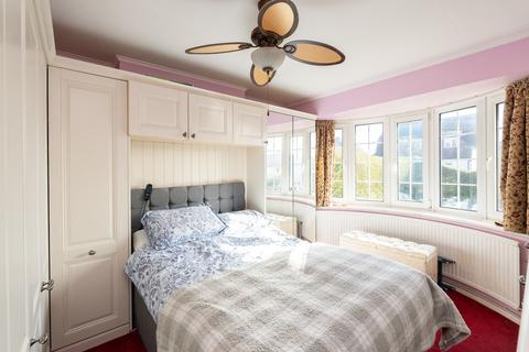 3 bedroom detached bungalow for sale, Hillside Gardens, Brockham