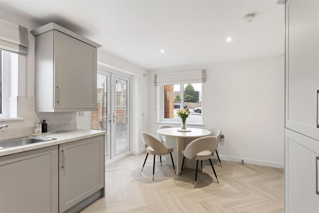2 Crawford Drive 17.jpg