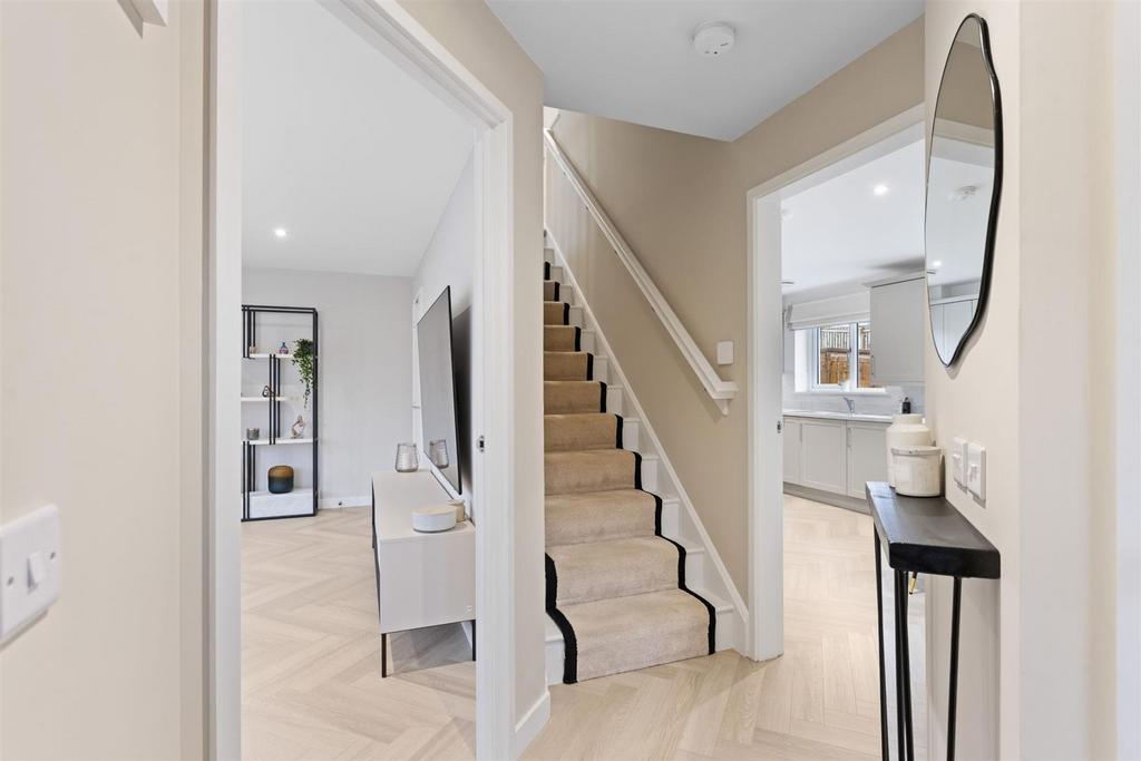 2 Crawford Drive 05.jpg