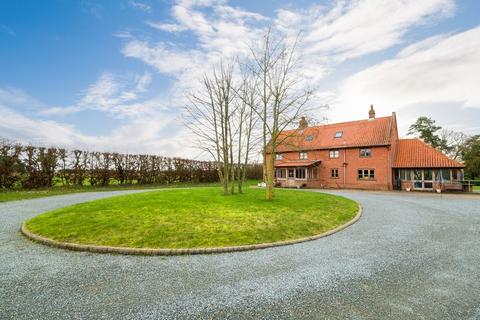 undefined, Rushall, Diss