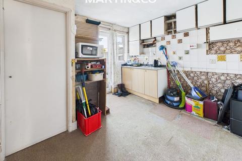 undefined, North Street, Egham TW20