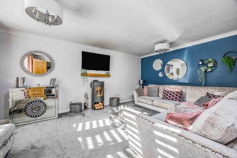 4 bedroom detached house for sale, Lakeside Gardens, Havant