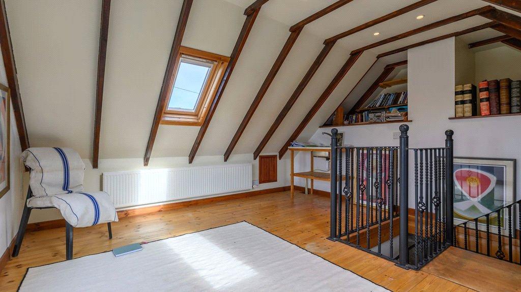 Studio Bedroom