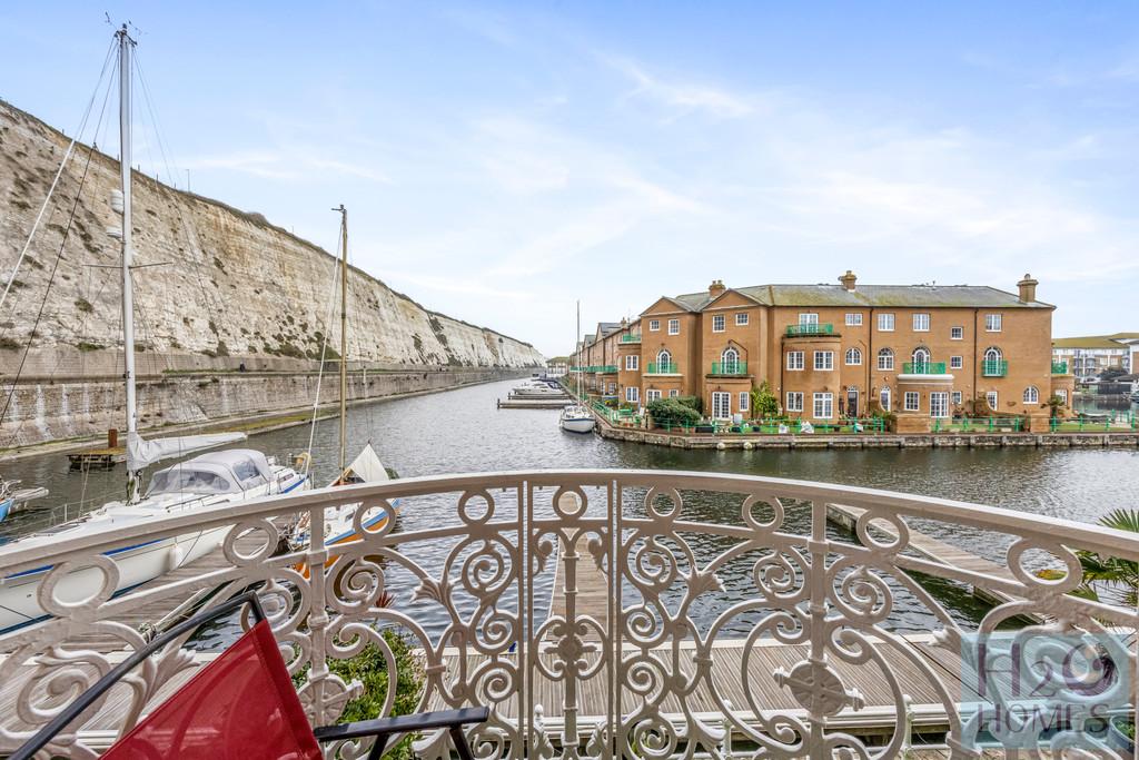 Mariners Quay, 11-008