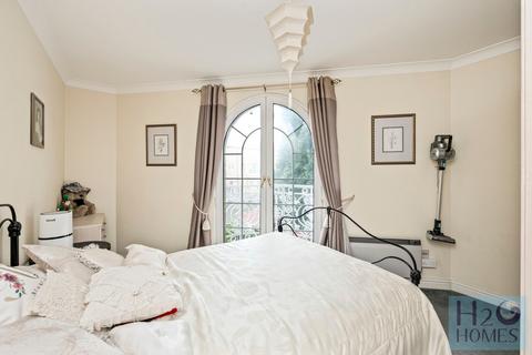 2 bedroom apartment for sale, Mariner's Quay, Brighton Marina Village, Brighton