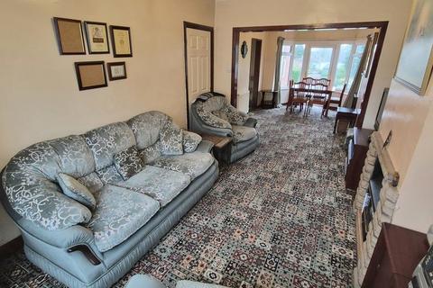 3 bedroom semi-detached house for sale, Kings Road, Great Barr, Birmingham, B44 9HL