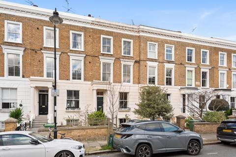 2 bedroom maisonette to rent, Elizabeth Avenue, London