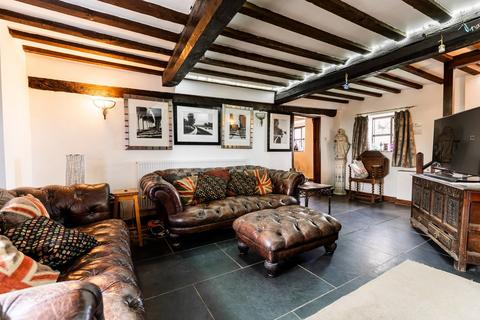 3 bedroom detached house for sale, Llanyre, Llandrindod Wells, LD1