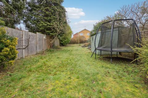 undefined, Bushey Grove Road, Bushey, WD23
