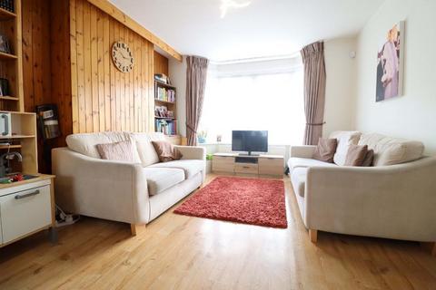 5 bedroom semi-detached house for sale, Edgware HA8