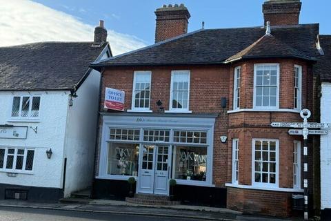 Retail property (high street) to rent, 92 High St Great Missenden HP16 0AN