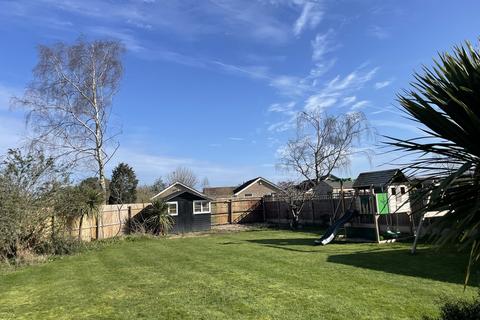 5 bedroom detached house for sale, Benson Close, Doddington Park
