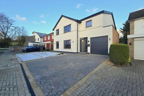 5 bedroom detached house for sale, Warburton Close, Harrow