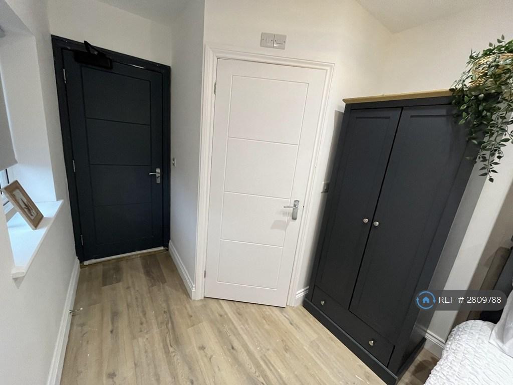Room 2