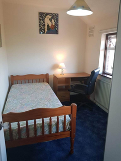 1 bedroom in a house share to rent, Fir Tree Avenue, West Drayton UB7