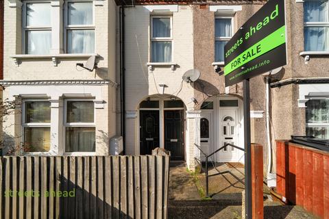 Hythe Road, Thornton Heath, CR7