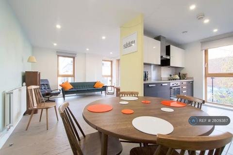 3 bedroom flat to rent, Basin Mill Apartments, London, E2