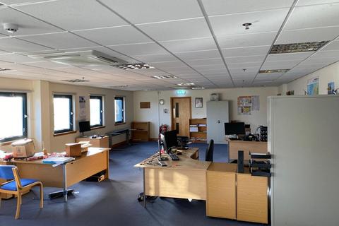 Warehouse to rent, Banbeath Pl Leven KY8 5HD