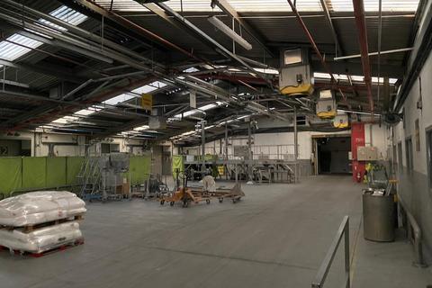 Factory to rent, 4 Banbeath Industrial Estate Leven KY8 5GY