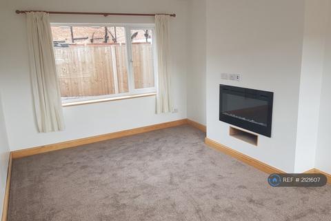 2 bedroom end of terrace house to rent, Heathfield Drive, Ribbleton, Preston, PR2