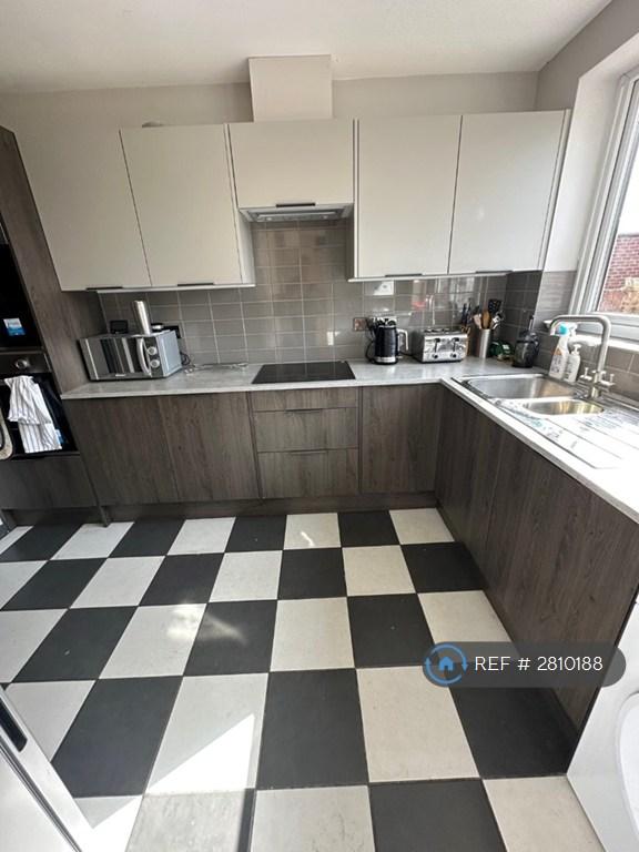 Communal Kitchen