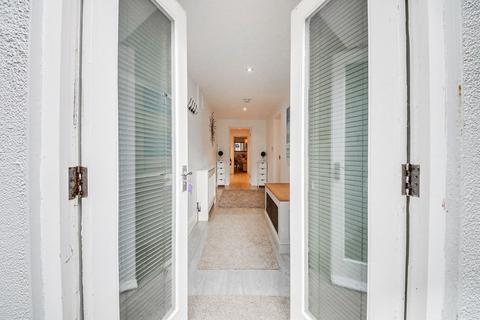 1 bedroom property to rent, Golf Open 2026 - Westcliffe Road, Birkdale - Sleeps Two One Bed Apt