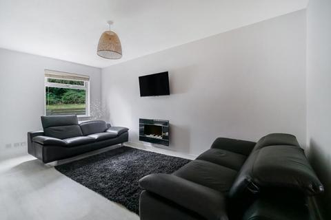 undefined, Hogarth Gardens, Carntyne, G32 6HG