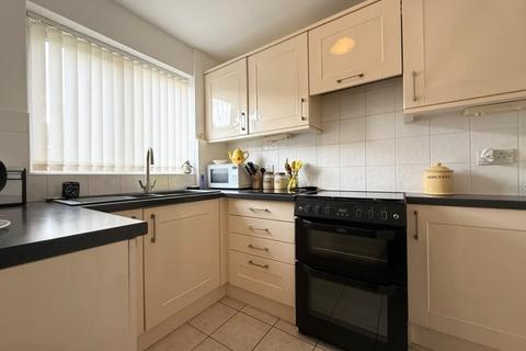 3 bedroom semi-detached house for sale, Dunston Drive, Chase Terrace