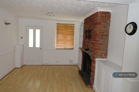 2 bedroom terraced house to rent, Rose Lane, Biggleswade, SG18