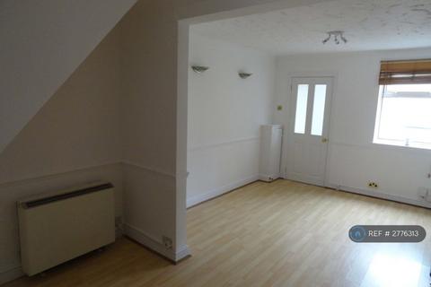 2 bedroom terraced house to rent, Rose Lane, Biggleswade, SG18