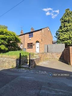 2 bedroom semi-detached house to rent, Crab Lane, Manchester, M9